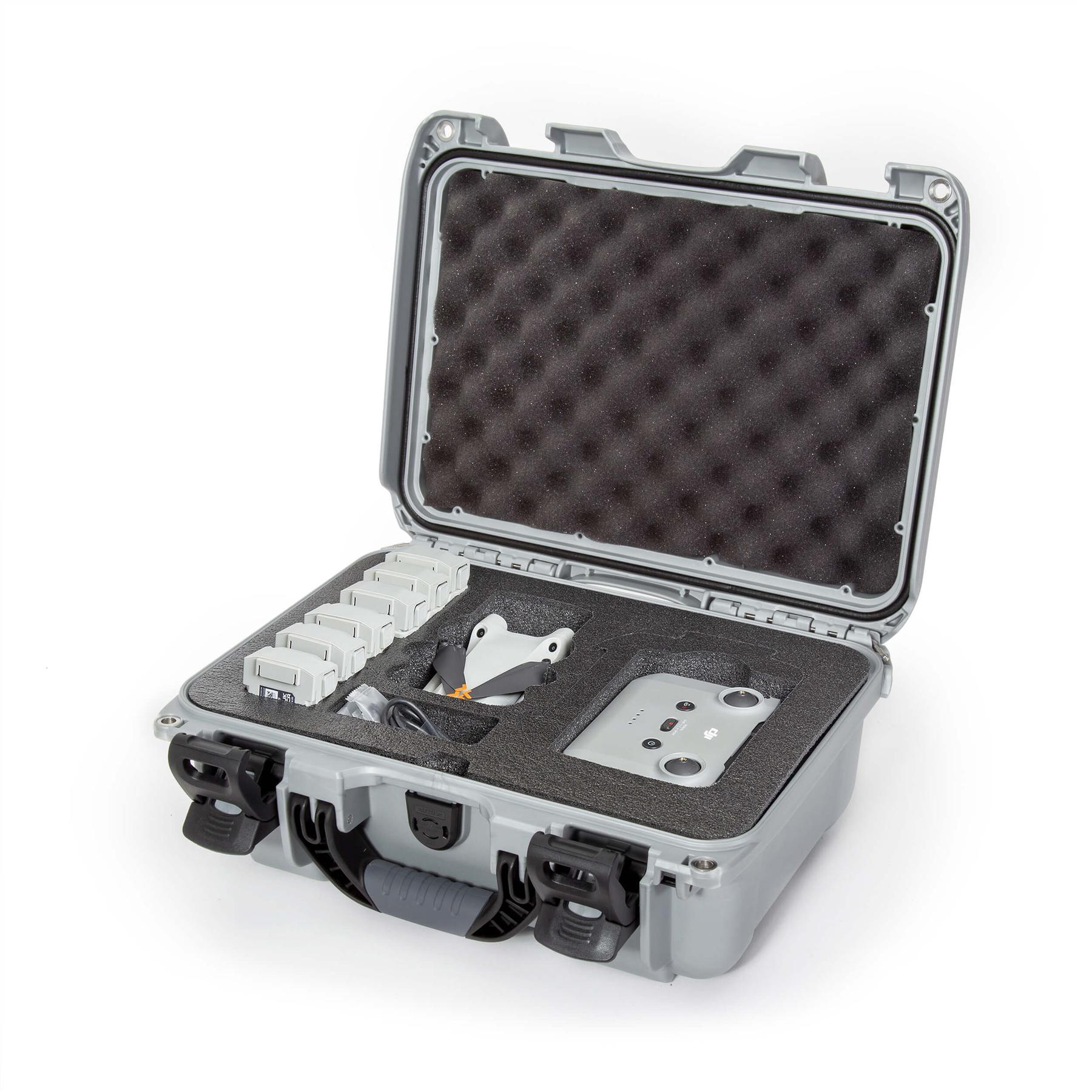 product/n/a/nanuk_915s-080sv-0a0-c0602_silver_1.jpg
