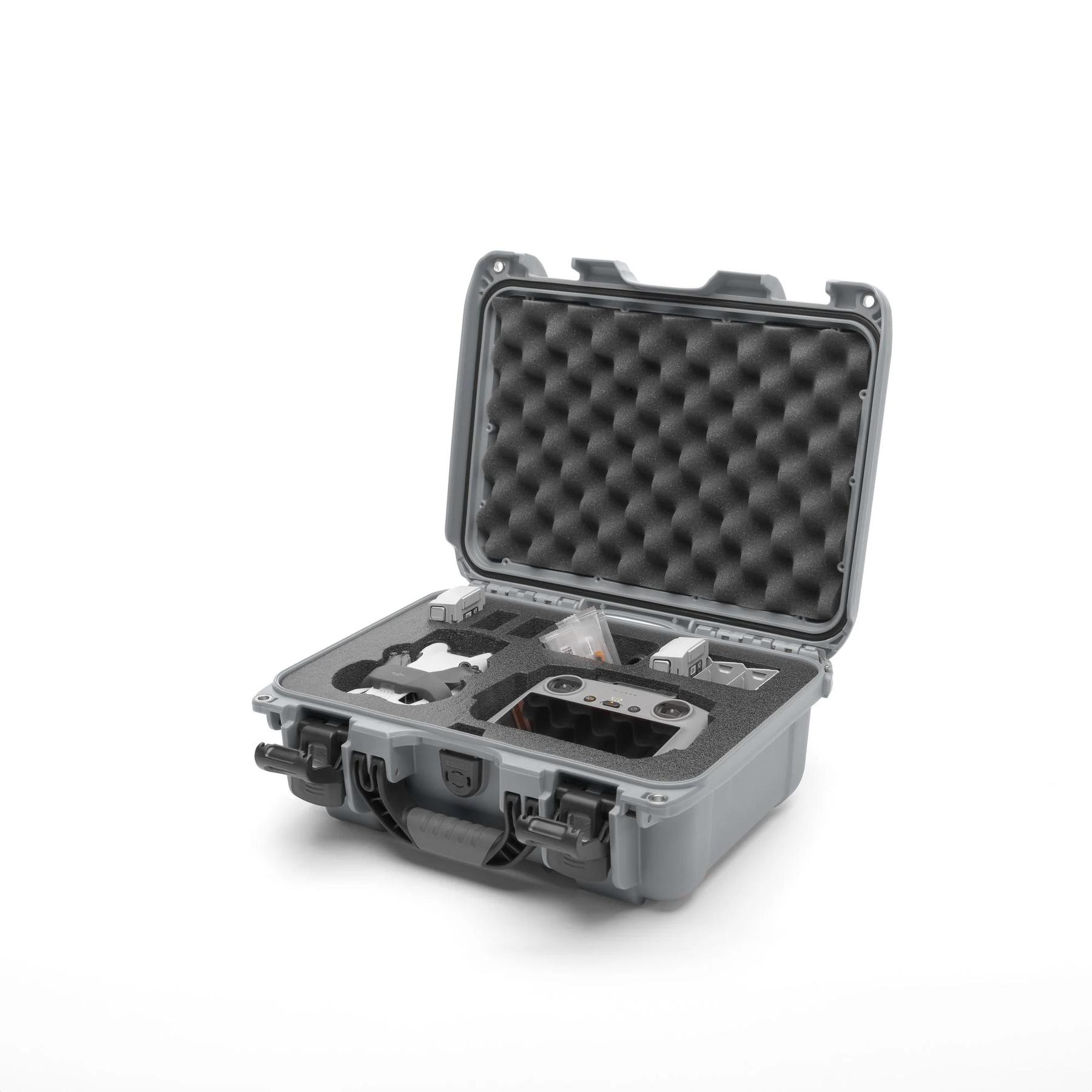 product/n/a/nanuk_915s-080sv-0a0-c1589_silver_1.jpg
