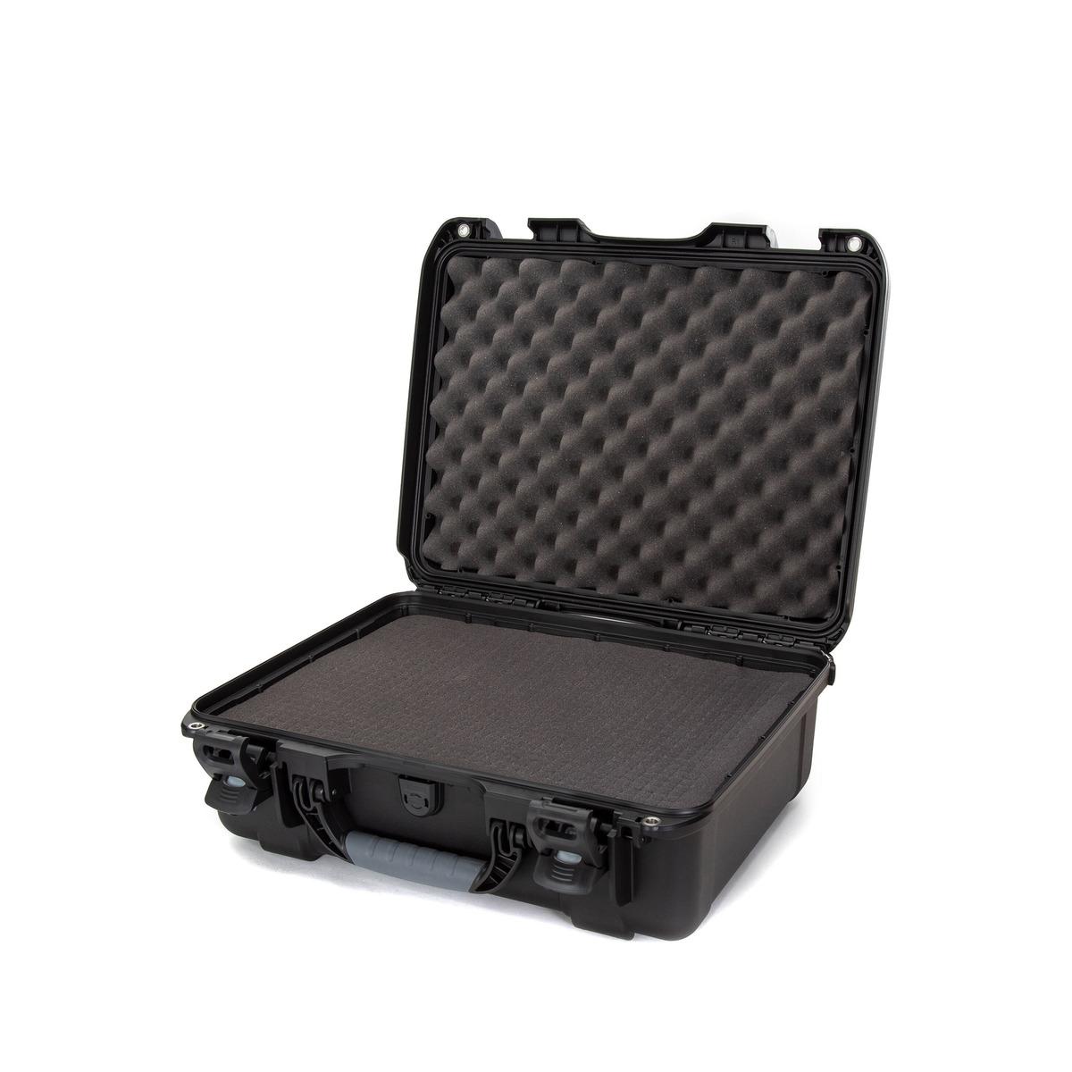 product/n/a/nanuk_930s-010bk-0a0_black_1.jpg